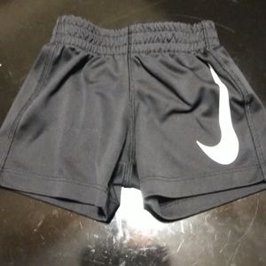 Black Nike shorts